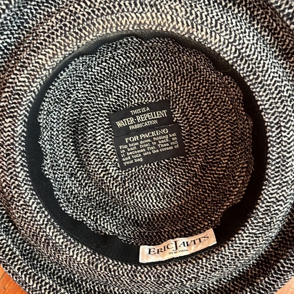 Eric Javits Packable Water-Repellent Hat - Picture 3 of 3